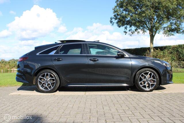 KIA PRO CEE D ProCeed 1.4 T-GDI GT-Line Pano dak Leder 100% onderhouden