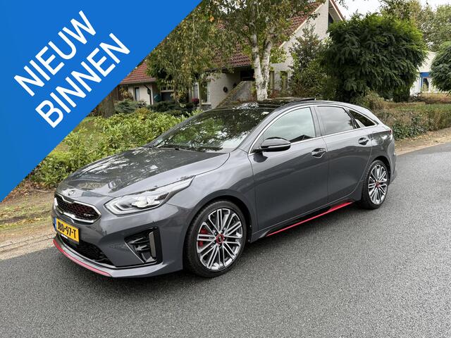 KIA PRO CEE D ProCeed 1.6 T-GDI 204PK GT PanooJBL