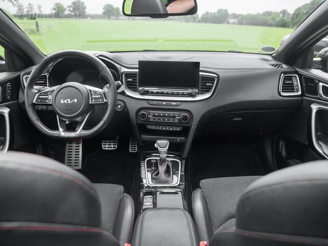 KIA PRO CEE D ProCeed 1.6 T-GDi GT Pano Virtual ACC Memory