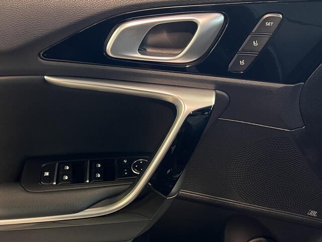 KIA PRO CEE D ProCeed 1.5 T-GDi GT-| Facelift | Pano | Leer | JBL | Stoel-Koeling-Verwarming | 1.Eigenaar | Wireless charging | Key-less | Camera | ACC | Lane-assist | Dodehoek |