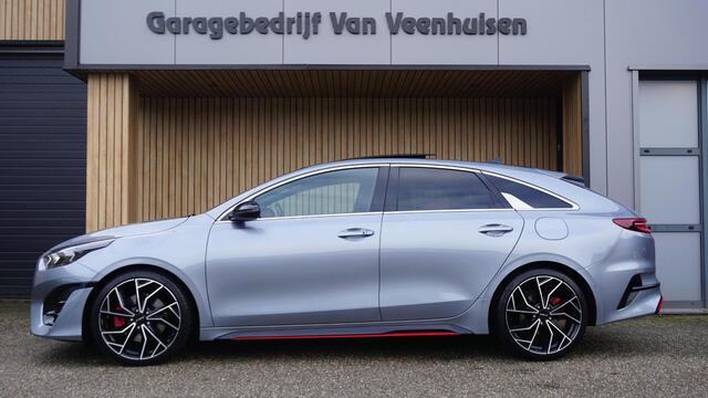 KIA PRO CEE D ProCeed 1.6 T-GDI 204pk GT *Facelift* Pano.Dak JBL Virtual Leder/Alcantara 19inch LM Stoel & Stuurverwarming 46968km!