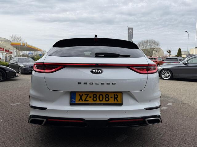 KIA PRO CEE D ProCeed 1.4 T-GDI GT-PlusLine |PANORAMADAK | NAVIGATIE | SFEERVERLICHTING | STOEL/STUUR VERWARMING | DAB | ACHTERUIT RIJ CAMERA | DODE HOEK DETECTIE | APPLE CARPLAY | JBL GELUID INSTALATIE |