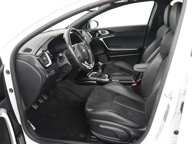 KIA PRO CEE D ProCeed 1.0 T-GDI GT-Line | Panoramadak | Stoelverwarming | Leder/Alcantara | Carplay | Camera | Keyless | Full LED | Sportstoelen | Navigatie | Stuurverwarming | Climate control | Parkeerhulp | Cruise control