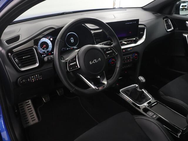 KIA PRO CEE D ProCeed 1.0 T-GDi GT-Line | Navigatie | Panoramadak | Parkeercamera | Climate Control | Apple Carplay/Android Carplay | Cruise Control | Keyless Entry/Go |