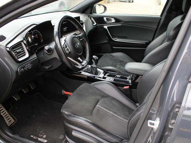 KIA PRO CEE D ProCeed 1.0 T-GDI GT-Line | STOELVERWARMING | APPLE CARPLAY / ANDROID AUTO | 17" LICHTMETALEN VELGEN |