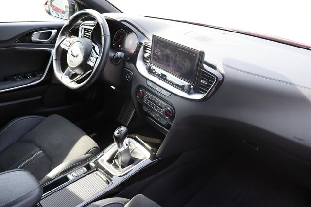 KIA PRO CEE D ProCeed 1.0 T-GDI GT-PlusLine Apple carplay/Stuurverwarming/Stoelverwarming voor en achter/Elektrische stoel met geheugen/Achteruitrijcamera/Keyless/Lane assist/Dodehoek assistent/JBL Audio/Climate control