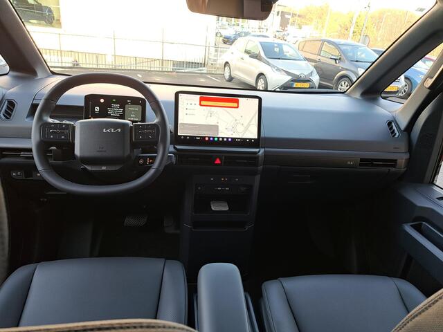 KIA PV5 Passenger Plus 71.2 kWh Direct leverbaar | Stoelverwarming voor | Stuurverwarming | V2L | Achteruitrijcamera | Batterijverwarming