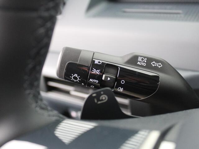 KIA PV5 Passenger Plus 71.2 kWh | Stuur-/stoelverwarming v+a | Camera | Cruise adapt. | Draadloze telefoonlader | PDC v+a | Clima | Navi | LED | 17" LM |