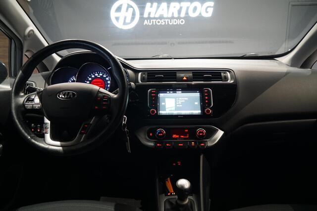 KIA RIO 1.2 CVVT ExecutiveLine + CAMERA / NAVIGATIE / STOELVERWARMING