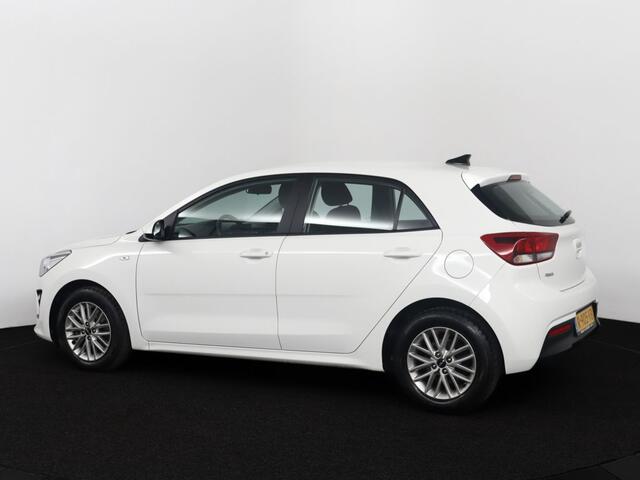 KIA RIO 1.0 T-GDi MHEV DynamicLine - Navigatie - Cruise Control - Climate Control - Apple CarPlay/Android Auto - Achteruitrijcamera - Fabrieksgarantie tot 12-2029