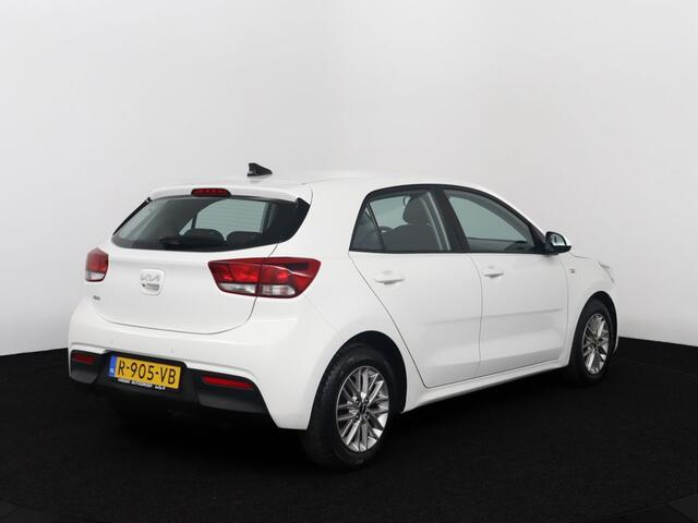 KIA RIO 1.0 T-GDi MHEV DynamicLine - Navigatie - Cruise Control - Climate Control - Apple CarPlay/Android Auto - Achteruitrijcamera - Fabrieksgarantie tot 12-2029