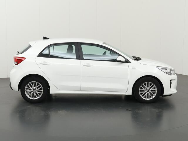 KIA RIO 1.0 TGDI DynamicLine | Navigatiesysteem | Parkeercamera | Cruise Control |