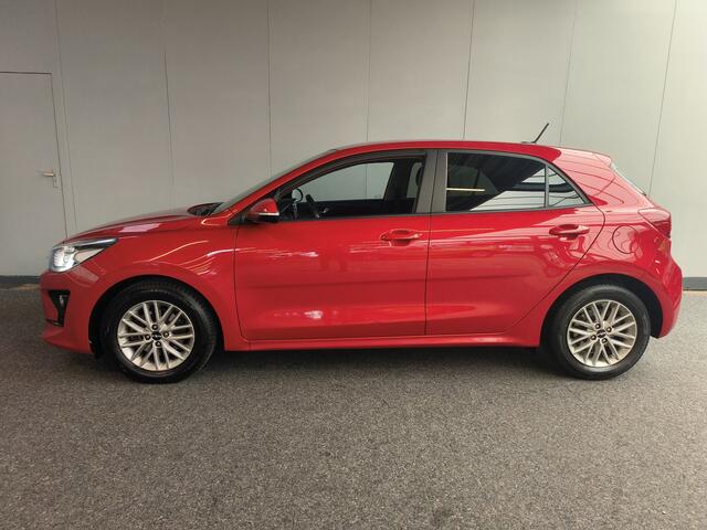 KIA RIO 1.0 T-GDi MHEV DynamicLine uit 2022 Rijklaar + 12 maanden Bovag-garantie Henk Jongen Auto's in Helmond, al 50 jaar service zoals 't hoort!