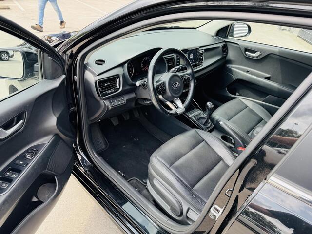 KIA RIO 1.0 TGDI ExecutiveLine Keyless | Privacyglass | Stoel&Stuurverw. | Cilma | Cruise | Navi | Camera