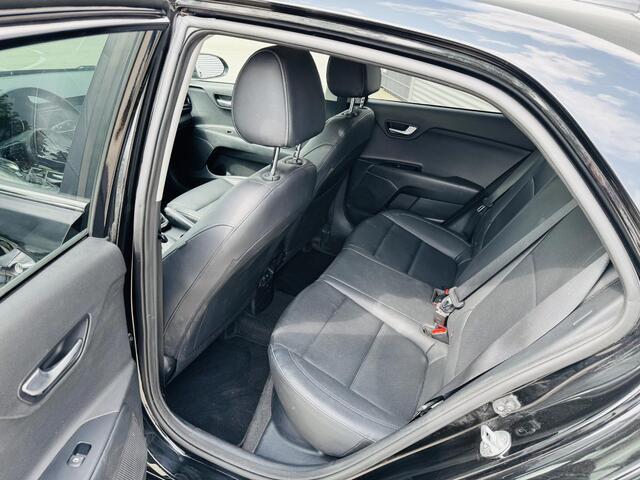 KIA RIO 1.0 TGDI ExecutiveLine Keyless | Privacyglass | Stoel&Stuurverw. | Cilma | Cruise | Navi | Camera