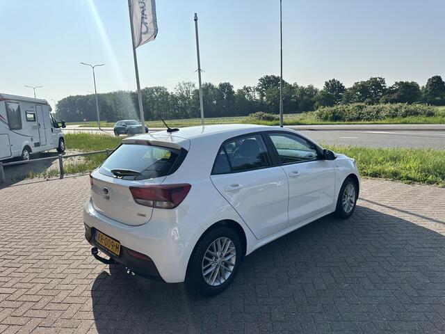 KIA RIO 1.0 TGDI ComfortPlusLine Navigator Trekhaak | Dealeronderhouden