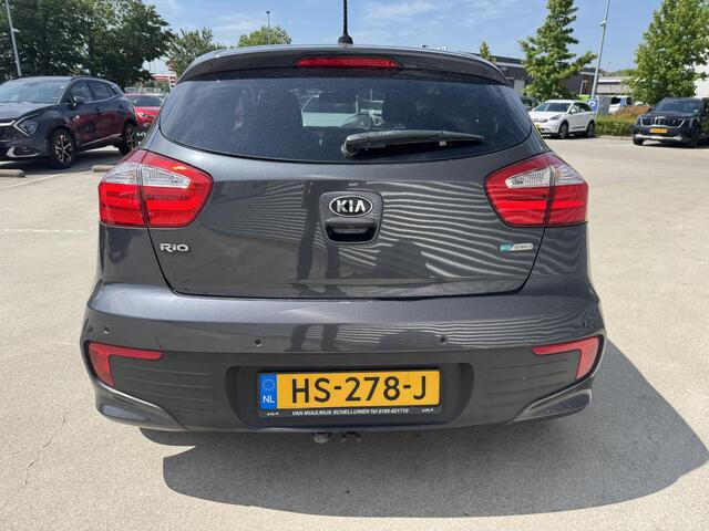KIA RIO 1.2 ExecutiveLine 85 pk Trekhaak | Navi | Camera | Clima | Pdc | Privacyglass | Armsteun