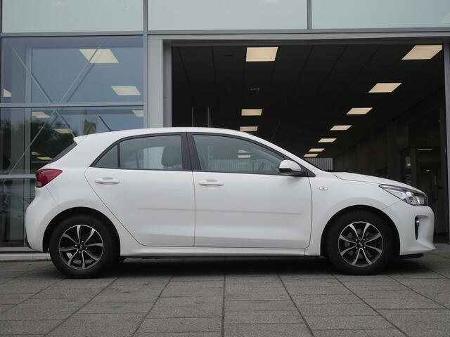 KIA RIO 1.0 TGDI Design Edition Navigator | Half Leer / Alcantara | Navi | Camera | Carplay | Cruise