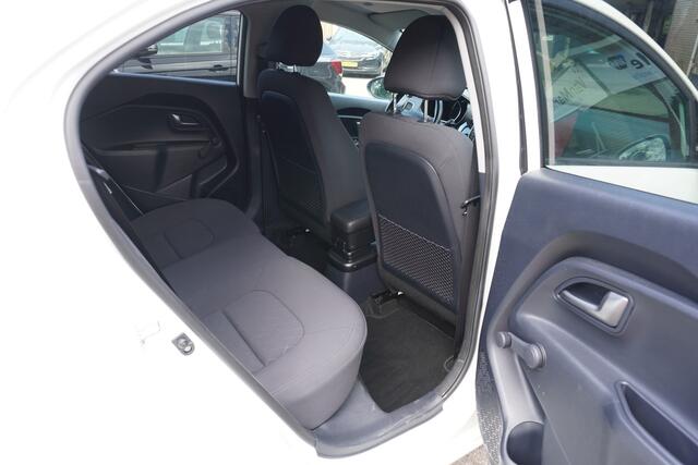 KIA RIO 1.2 CVVT DynamicLine NAVI CRUISE CAMERA