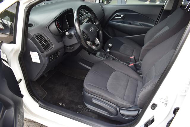 KIA RIO 1.2i-16V ISG ComfortPlusLine 5-Drs | Airco | Cruise Control | Navigatie | Camera | Bluetooth | Tot 10Jr. Kia-Garantie