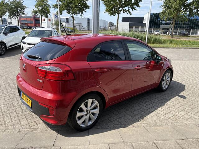 KIA RIO 1.2 CVVT DynamicLine // NAVi Camera info roel 0492-588951