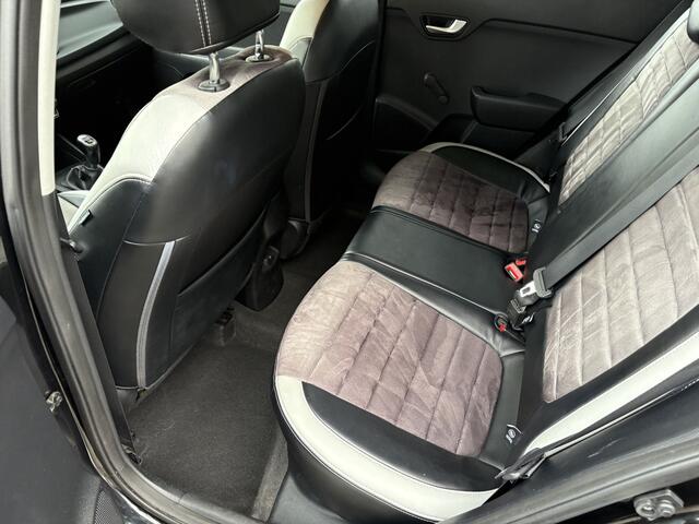 KIA RIO 1.0 T-GDi Design Edition | Airco | Cruise Control | Navigatie | Camera | Bluetooth | Seat Wear | Tot 10Jr. Kia-Garantie