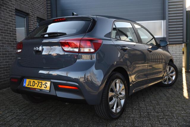 KIA RIO 1.2 Vision Apple Carplay - Camera