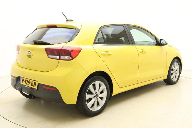 KIA RIO 1.0 T-GDi MHEV GT-Line 100 PK | Automaat | Trekhaak | Stoelverwarming | Mirror Screen | Stuurverwarming | Start/stop | Climate Control | Parkeersensor | 1e eigenaar