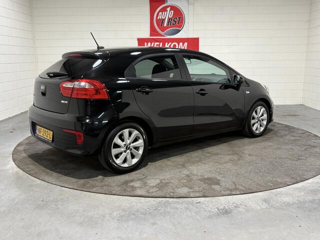 KIA RIO 1.2 CVVT DynamicLine, Volledig dealer onderhouden, Achteruitrijcamera, Cruise, Climate control, Lichtmetaal all season, Navigatie, Blue tooth