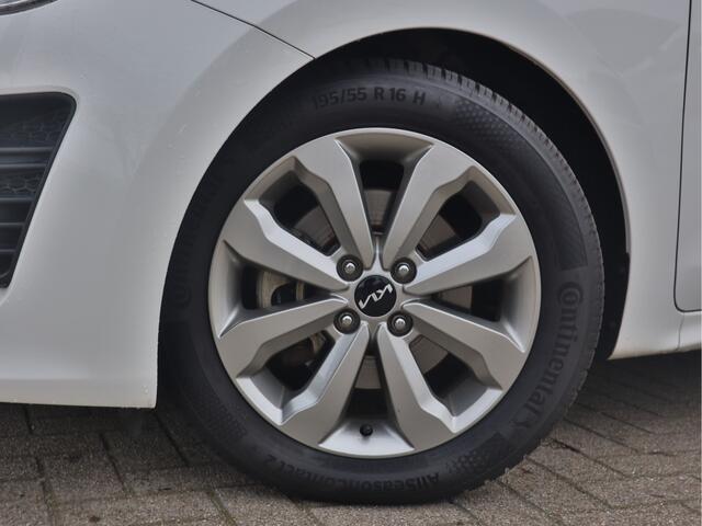 KIA RIO 1.2 DynamicPlusLine | All-Season banden | Navigatie | Camera | Stoel/Stuurverwarming | ECC-Airco |