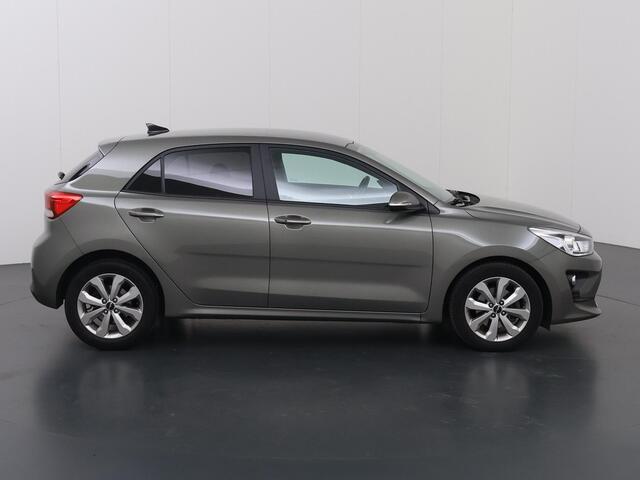 KIA RIO 1.0 T-GDi MHEV DynamicPlusLine | Keyless | Navigatie | Parkeercamera | Apple Carplay/Android Auto | Climate Control |