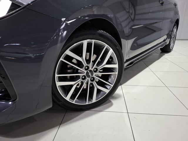 KIA RIO 1.0 T-GDi MHEV GT-Line Schuif kantel dak, Stoel en Stuur verwarming, Apple Carplay/Android Auto, Navigatie, Camera.