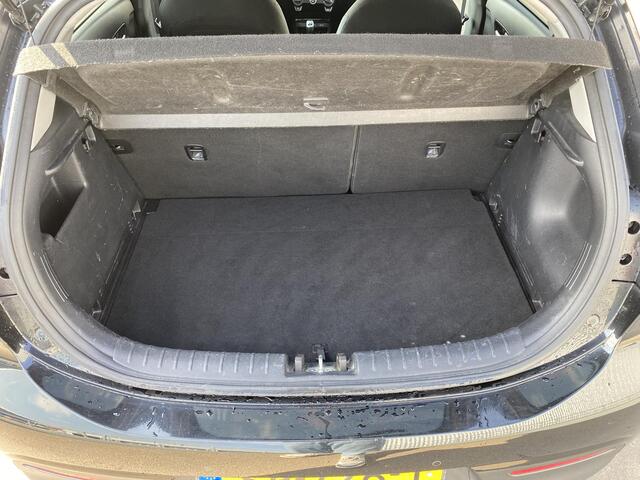 KIA RIO 1.0 TGDI DynamicLine NL-auto, boekjes compleet, cruise control, parkeersensoren achter, navigatie, Apple CarPlay/Android Auto, achteruitrij camera