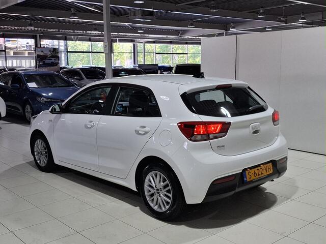 KIA RIO 1.0 T-GDi MHEV DynamicLine Apple Carplay/Android Auto, Navigatie, Camera.