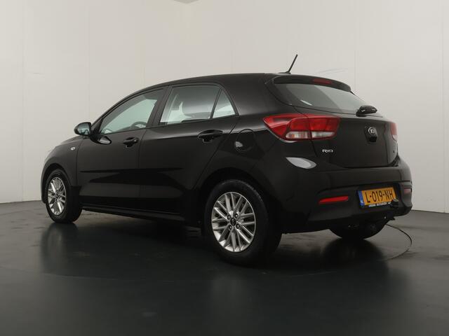 KIA RIO 1.0 T-GDi MHEV DynamicLine - Apple & Android Carplay - Achteruitrijcamera - Cruise Control - Trekhaak - Virena zekerheidspakket ¤ 895,-.