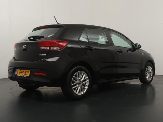 KIA RIO 1.0 T-GDi MHEV DynamicLine - Apple & Android Carplay - Achteruitrijcamera - Cruise Control - Trekhaak - Virena zekerheidspakket ¤ 895,-.