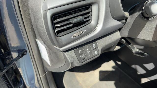 KIA RIO 1.0 TGDI DynamicLine CARPLAY / CAMERA / NAVI / AIRCO / PDC / BLUETOOTH / CRUISE / NL-AUTO