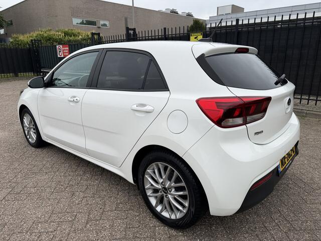 KIA RIO 1.0 TGDI First Edition Carplay/Camera/Cruise
