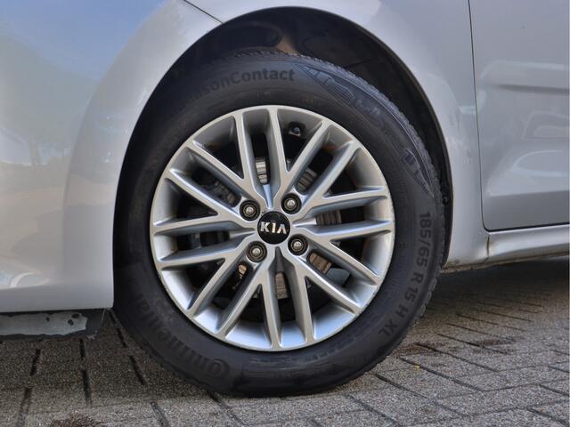 KIA RIO 1.2 CVVT DynamicLine | Navigatie | Camera | Carplay | "15 LMV | tot 10jr.Garantie |