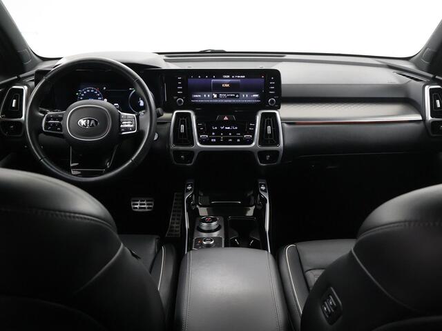 KIA SORENTO 1.6 T-GDI Plug-in Hybrid 4WD ExecutiveLine 7p. | Nappa lederen bekleding | Stoelventilatie | 360° camera | Dodehoekcamera |
