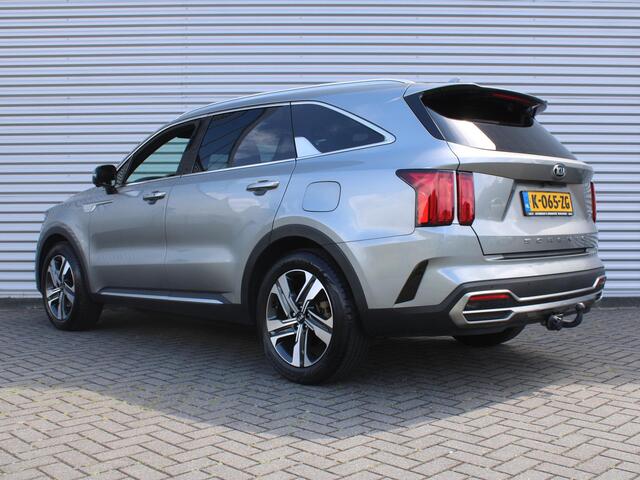 KIA SORENTO 1.6 T-GDI Hybrid 2WD ExecutiveLine 7p. | Trekhaak | Camera rondom | Leer | Stuur-/stoelverwarming + ventilatie | Schuif-/kanteldak | HUD | 1e eigenaar | BTW auto |