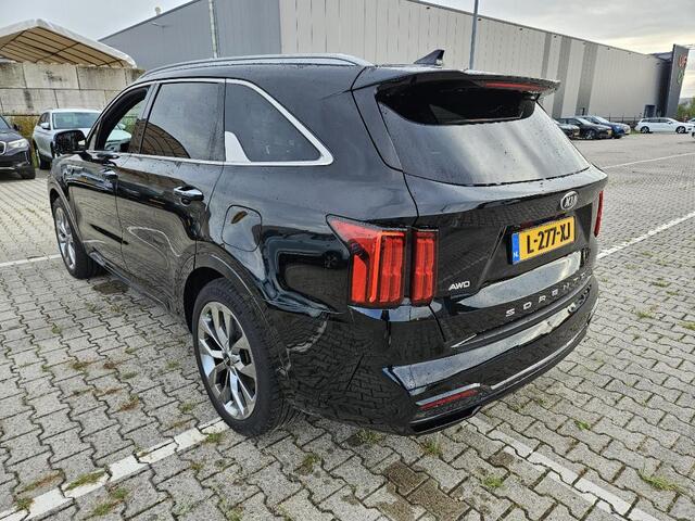 KIA SORENTO 1.6 T-GDI 180pk Plug-in Hybrid 4WD ExecutiveLine 7p. Leder Panoramadak Trekhaak Camera LED