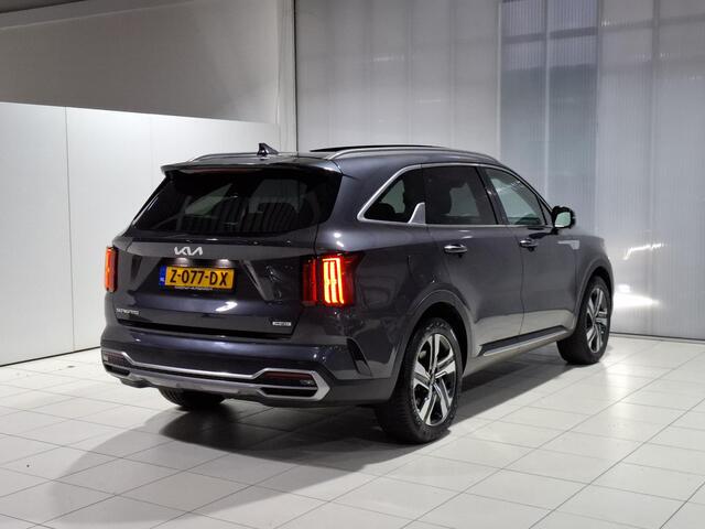 KIA SORENTO 1.6 T-GDI Plug-in Hybrid 4WD ExecutiveLine 7p. Trekhaak, NL auto, Btw auto, Schuif / kanteldak, Leer, Apple Carplay/Android Auto.