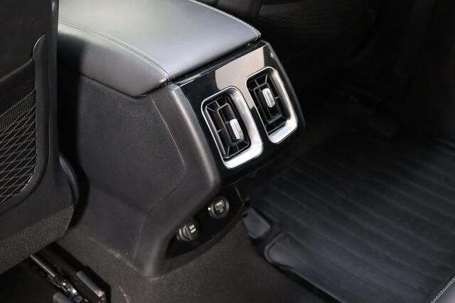 KIA SORENTO 1.6 T-GDI Plug-in Hybrid 4WD DynamicLine 7-Persoons, Panoramadak, Volleder, Stoelverwarming/Ventilatie,
