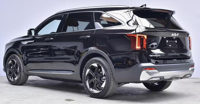 KIA SORENTO 1.6 T-GDi Plug-in Hybrid 4WD ExecutiveLine 7p. Uit voorraad Leverbaar vanaf April 2026 ! Gloednieuwe auto !