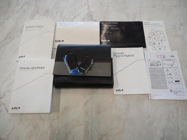 KIA SORENTO 1.6 T-GDI Plug-in Hybrid 4WD | Adaptive Cruise | Trekhaak | Camera | Keyless | Dodehoek | Virtual | Carplay