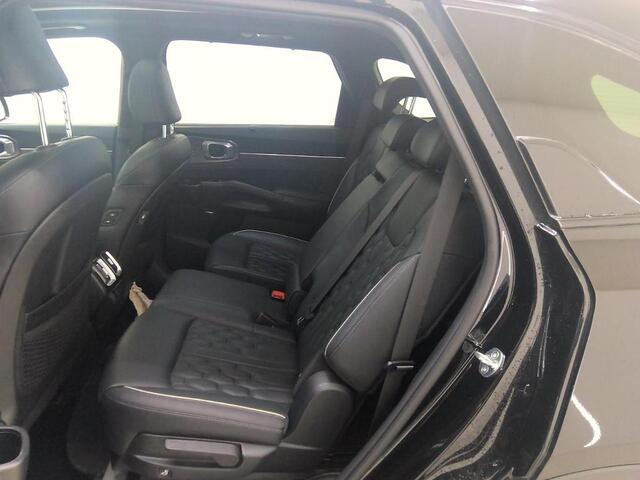 KIA SORENTO 1.6 T-GDI PLUG-IN HYBRID 4WD EXECUTIVELINE 7-PERS I TREKHAAK I LEDEREN BEKLEDING I SCHUIFDAK