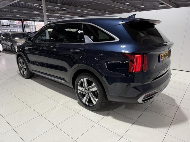 KIA SORENTO 1.6 T-GDI Hybrid 2WD ExecutiveLine 7p. Schuif kantel dak, Stoel en stuur verwarming, Stoel verkoeling, Apple Carplay/Android Auto,