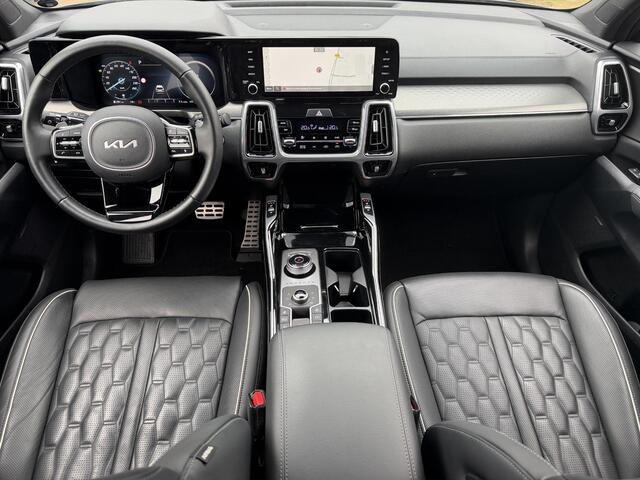 KIA SORENTO 1.6 T-GDI Plug-in Hybrid 4WD ExecutiveLine 5p. / 7 jaar Fabrieksgarantie / Dealer Onderhouden / PHEV / 265Pk / HUD / Adaptieve Cruise / 360 Camera / Luxe Lederen Bekleding / Elektrisch Verstelbare Stoelen + Memory / Stoel Verwarming / Stoel Ventilatie / A