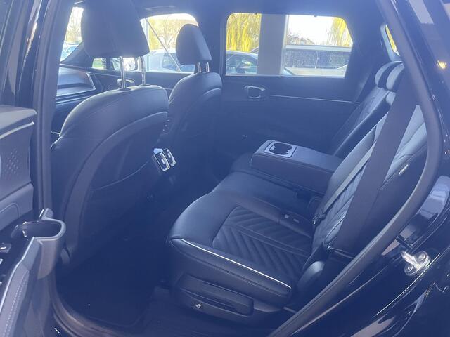 KIA SORENTO 1.6 T-GDi Plug-in Hybrid 4WD ExecutiveLine 7p. VOORRAAD AUTO!!